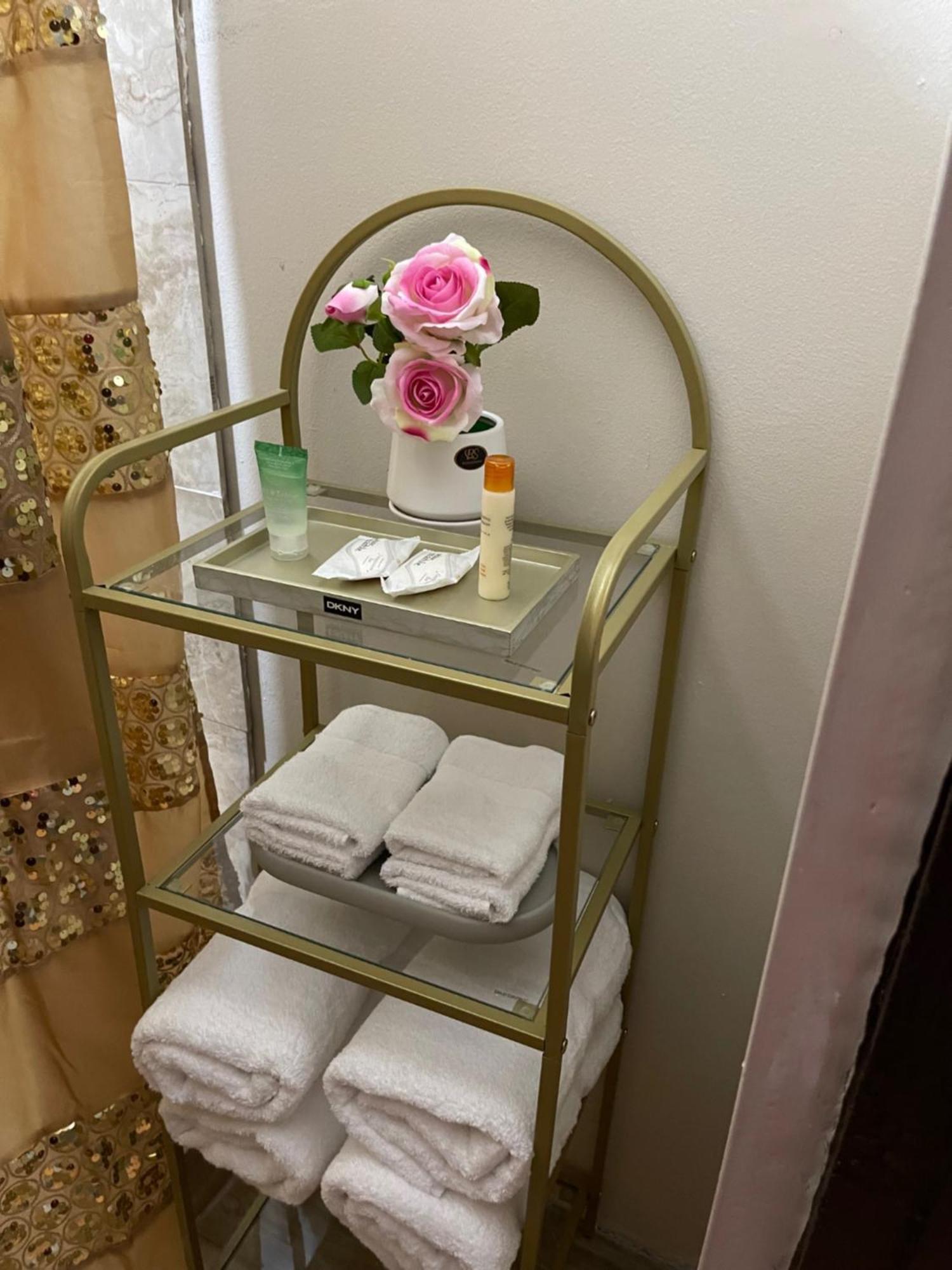 The Balconies Studio, The Marilyn Suite & The Crystal Apartment At Casa Of Essence In Old San Juan Eksteriør bilde